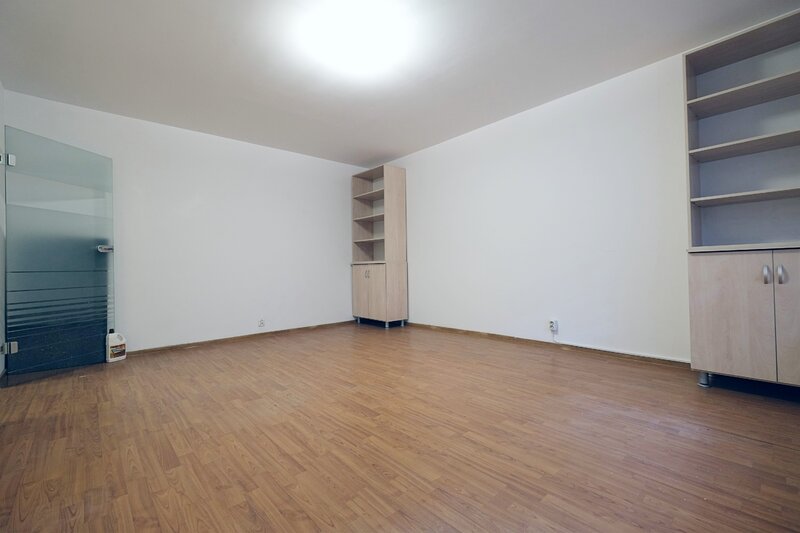 Unirii - Octavian Goga, apartament nemobilat aflat la prima inchiriere