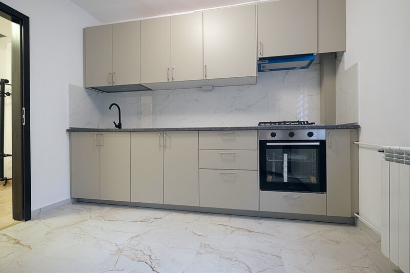 Unirii - Octavian Goga, apartament nemobilat aflat la prima inchiriere