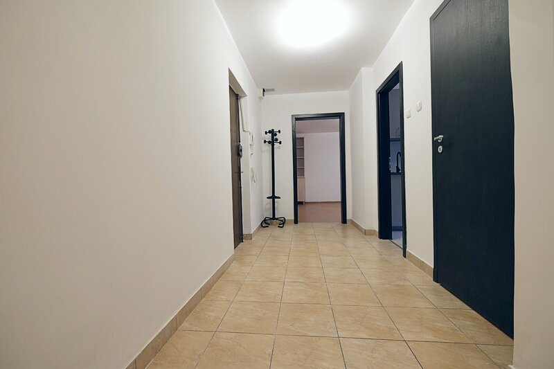 Unirii - Octavian Goga, apartament nemobilat aflat la prima inchiriere